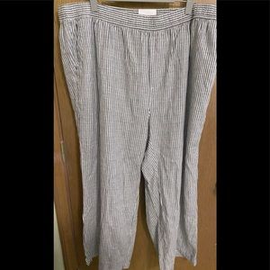 ⚓️ NWT Coastal Casual Summer Capris ⚓️